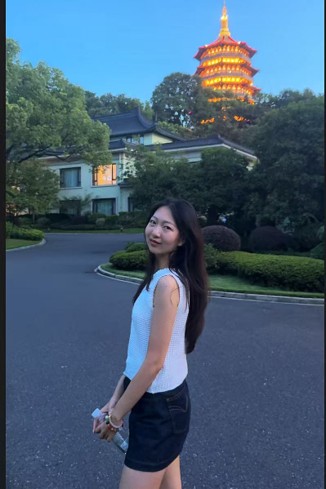 张妍喆